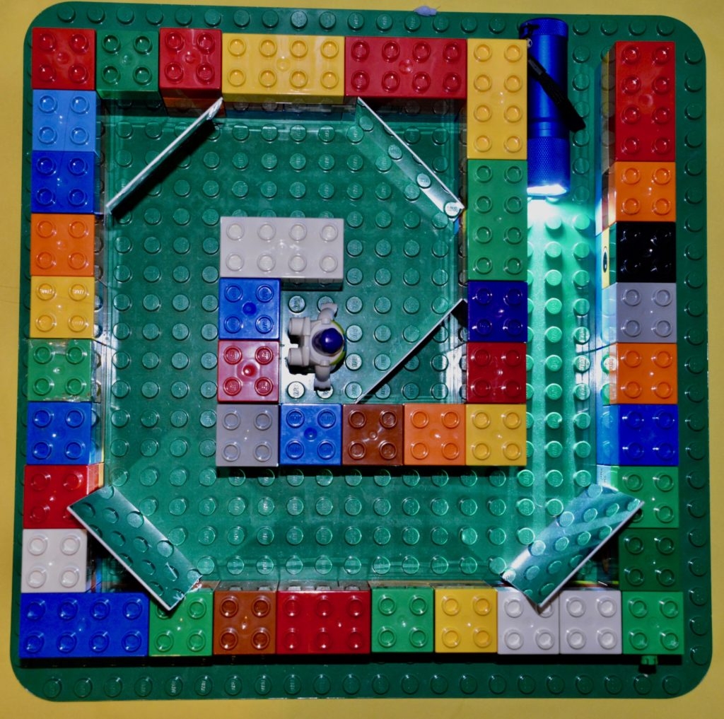 Science Fair Project Easy Light Maze Science Experiments For Kids Science Fair Project Easy Light Maze Science Experiments For Kids